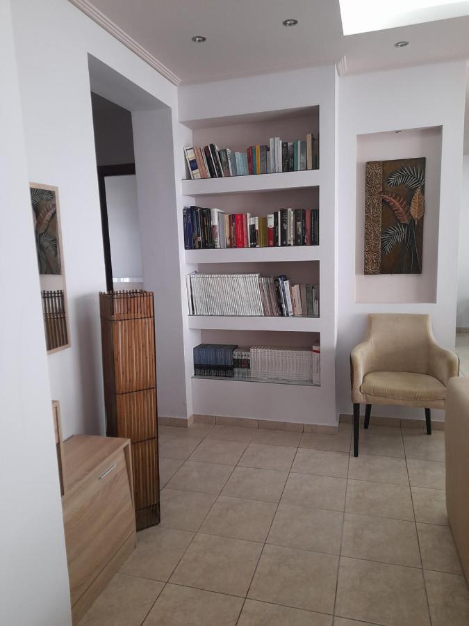 Apartament Athina'S House By The Sea Néa Péramos Zewnętrze zdjęcie